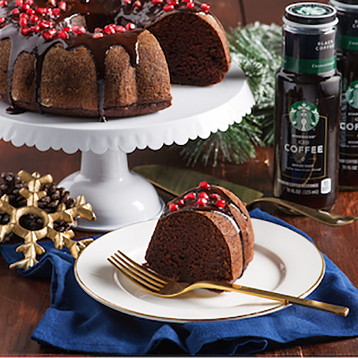 Bitter Çikolatalı ve Narlı Kek